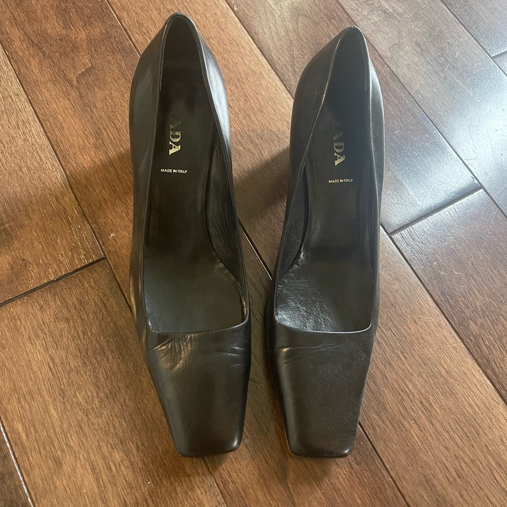 Prada black heels 39